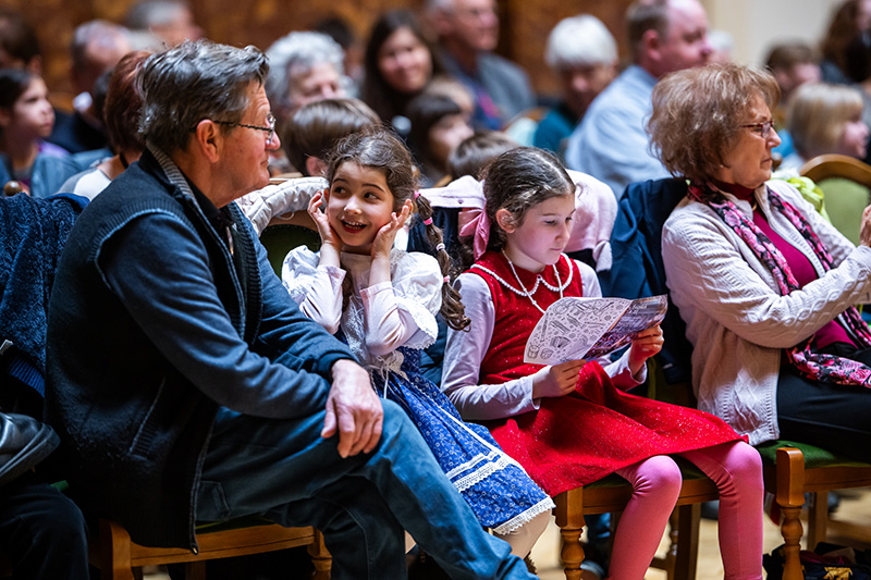 Unokák és Nagyszülők zenés foglalkozás